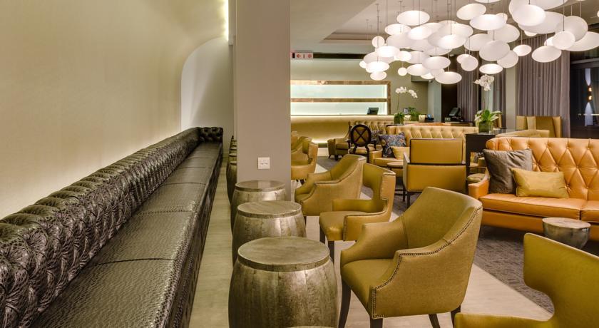 Protea Hotel Fire & Ice! By Marriott Pretoria Menlyn المظهر الخارجي الصورة