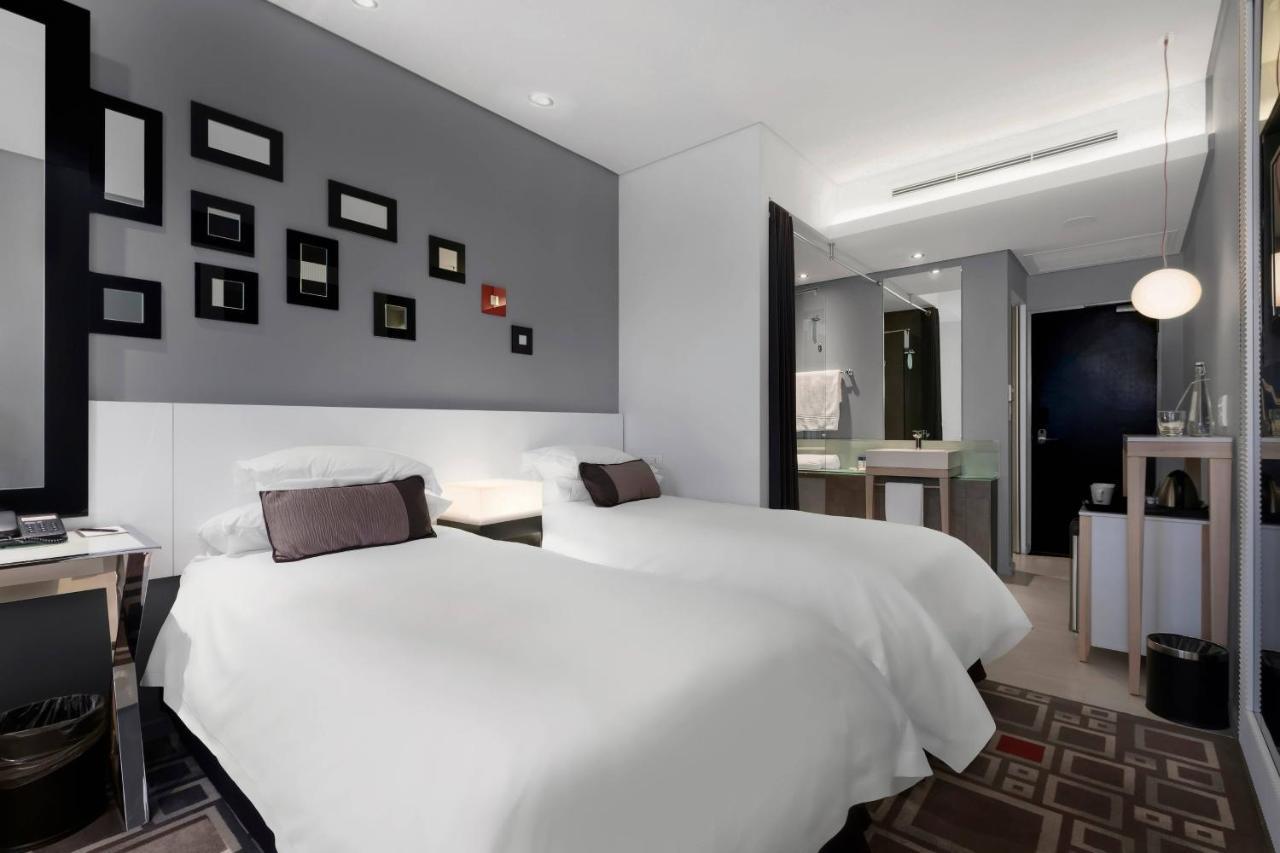 Protea Hotel Fire & Ice! By Marriott Pretoria Menlyn المظهر الخارجي الصورة
