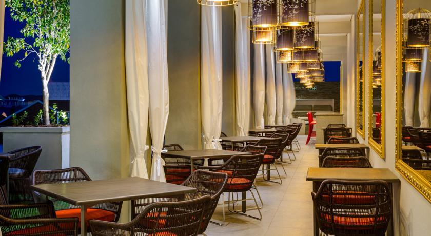Protea Hotel Fire & Ice! By Marriott Pretoria Menlyn المظهر الخارجي الصورة