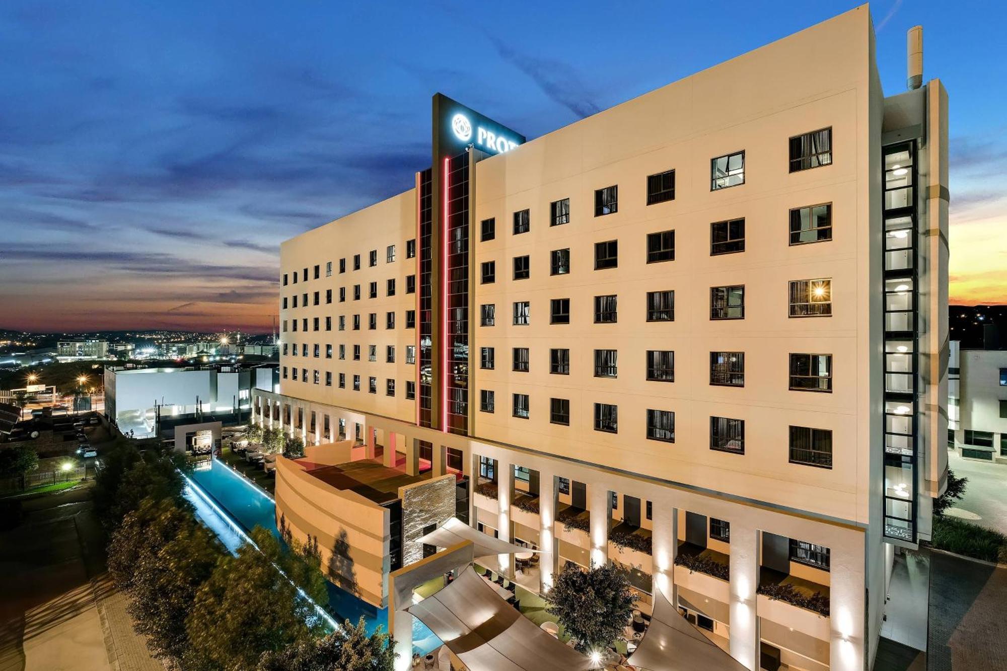 Protea Hotel Fire & Ice! By Marriott Pretoria Menlyn المظهر الخارجي الصورة